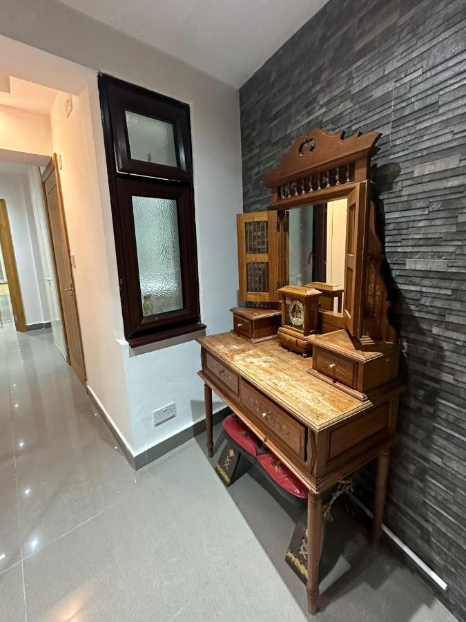 Modern Room In Spacious Home 伦敦 外观 照片